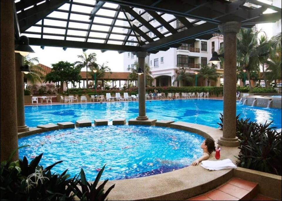 Instay Costa Mahkota Next To Mahkota Parade Malacca Eksteriør billede